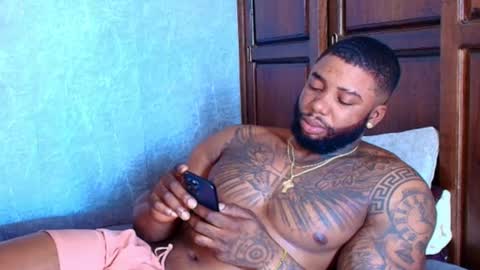 Snapshot of tairontucke chatting on 2, 3, 2025 Tairon Tucke online show from 2, 3, 2025