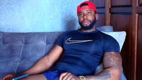 Snapshot of tairontucke chatting on 11, 3, 2025 Tairon Tucke online show from 11, 3, 2025