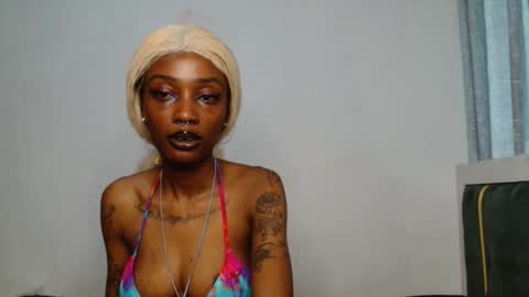 Taisy online show from 9, 11, 2025