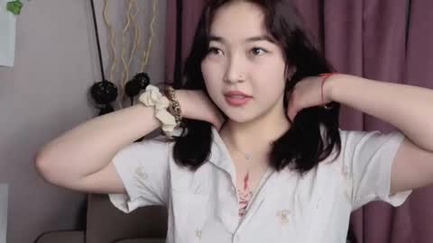 Soo Ying online show from 29, 11, 2025