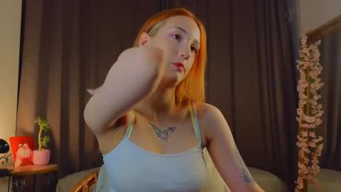 Snapshot of taiteedgington chatting on 4, 12, 2025 im Lally online show from 4, 12, 2025