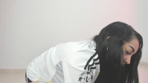 Snapshot of talianasweet03 chatting on 13, 10, 2025 talianasweet03 online show from 13, 10, 2025