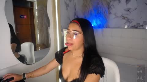 Snapshot of taliasweett chatting on 13, 5, 2026 taliasweett online show from 13, 5, 2026
