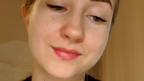 Snapshot of taliiyafiredream chatting on 6, 1, 2025 Kira online show from 6, 1, 2025