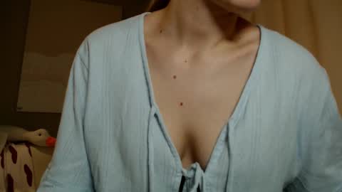 Snapshot of taliiyafiredream chatting on 5, 2, 2025 Kira online show from 5, 2, 2025