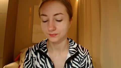 Snapshot of taliiyafiredream chatting on 11, 2, 2025 Kira online show from 11, 2, 2025