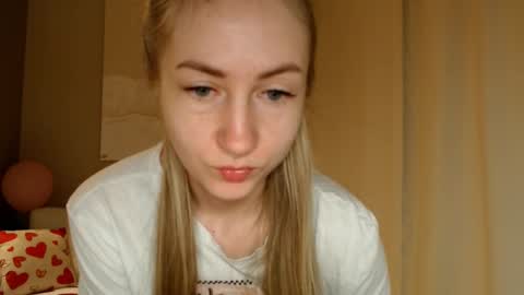 Snapshot of taliiyafiredream chatting on 12, 3, 2025 Kira online show from 12, 3, 2025