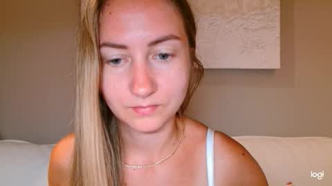 Snapshot of taliiyafiredream chatting on 10, 10, 2025 Kira online show from 10, 10, 2025