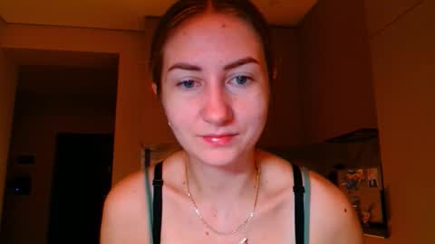 Snapshot of taliiyafiredream chatting on 21, 11, 2025 Kira online show from 21, 11, 2025