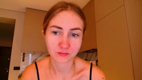 Snapshot of taliiyafiredream chatting on 24, 11, 2025 Kira online show from 24, 11, 2025