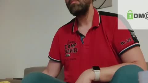 Snapshot of tallboy77eu chatting on 23, 12, 2024 Aligator online show from 23, 12, 2024