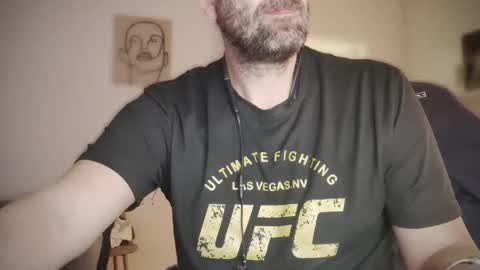 Snapshot of tallboy77eu chatting on 11, 1, 2025 Aligator online show from 11, 1, 2025