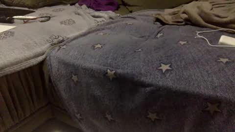 Snapshot of tallboy77eu chatting on 15, 11, 2025 Aligator online show from 15, 11, 2025