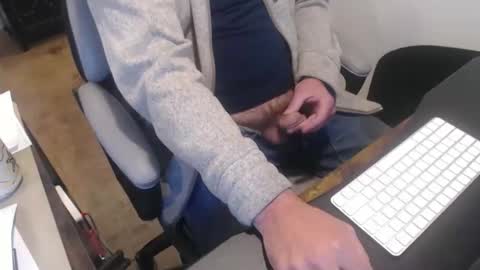 tallguy4unow online show from 2, 2, 2026