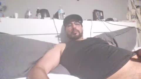 Snapshot of talllatino310 chatting on 16, 3, 2026 talllatino310 online show from 16, 3, 2026