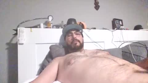 Snapshot of talllatino310 chatting on 5, 4, 2026 talllatino310 online show from 5, 4, 2026