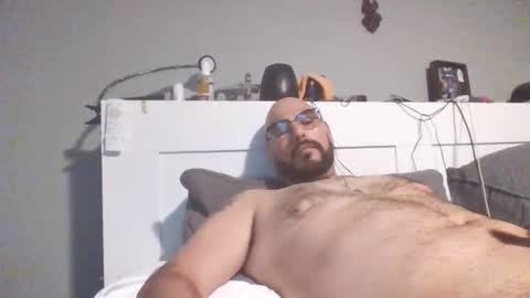 Snapshot of talllatino310 chatting on 6, 4, 2026 talllatino310 online show from 6, 4, 2026