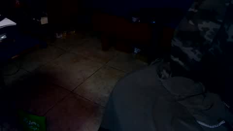 Snapshot of talltannhandsome chatting on 12, 4, 2026 talltannhandsome online show from 12, 4, 2026