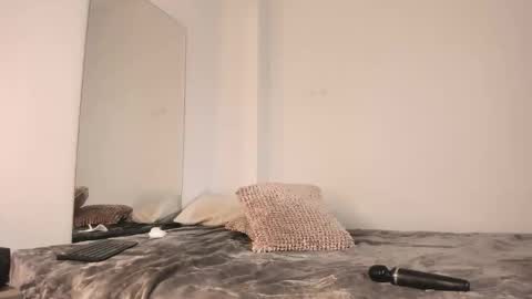 Snapshot of tallyteee chatting on 14, 4, 2026 TallyTee online show from 14, 4, 2026