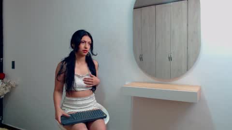 Snapshot of tamar4_f00x chatting on 28, 3, 2026 Hi im sara online show from 28, 3, 2026