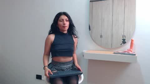 Snapshot of tamar4_f00x chatting on 1, 4, 2026 Hi im sara online show from 1, 4, 2026