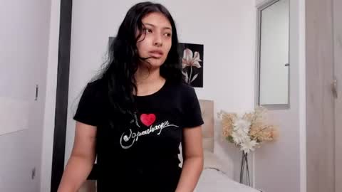 Hi im sara online show from 24, 7, 2026