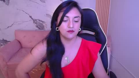 Snapshot of tamara_ch1 chatting on 18, 12, 2025 tamara_ch1 online show from 18, 12, 2025