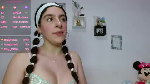 Snapshot of tamara_lemick chatting on 18, 4, 2026 Tamara Lemick online show from 18, 4, 2026