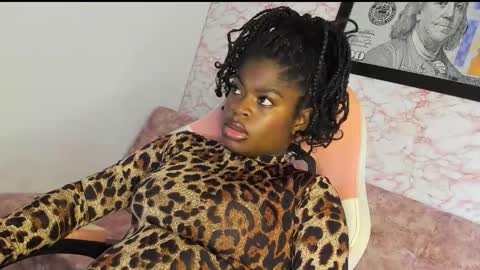 Snapshot of tamara_lubez chatting on 4, 11, 2025 tamara_lubez online show from 4, 11, 2025