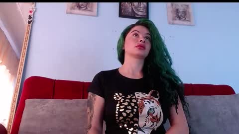 Snapshot of tamara_reyna chatting on 3, 12, 2025 Tammy Modelo independiente YEAH online show from 3, 12, 2025