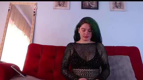 Snapshot of tamara_reyna chatting on 16, 12, 2025 Tammy Modelo independiente YEAH online show from 16, 12, 2025