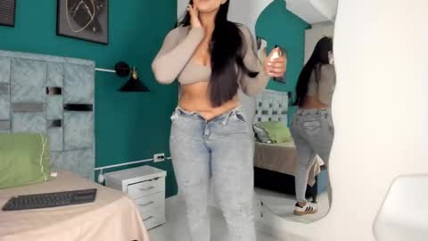 tamaraa online show from 5, 12, 2025