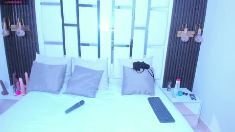 Tamhy online show from 5, 1, 2025