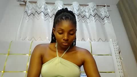 Snapshot of tamia538235 chatting on 18, 1, 2025 tamia online show from 18, 1, 2025