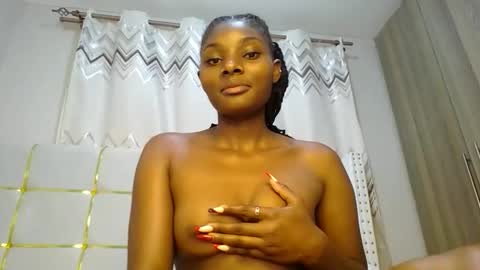Snapshot of tamia538235 chatting on 11, 2, 2025 tamia online show from 11, 2, 2025