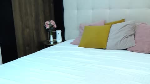 Snapshot of tamia_lou chatting on 18, 9, 2025 Tamia online show from 18, 9, 2025