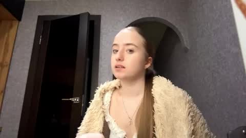 Snapshot of tamiecaimi chatting on 30, 4, 2026 Karina online show from 30, 4, 2026