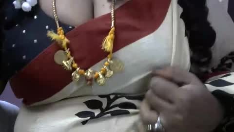 Snapshot of tamil_rathi chatting on 26, 11, 2025 tamil_rathi online show from 26, 11, 2025