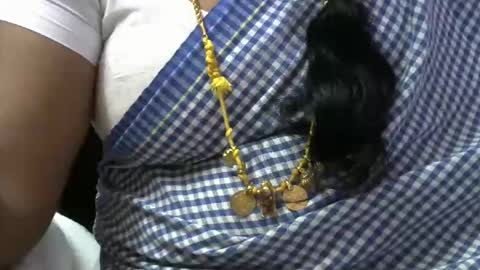 Snapshot of tamil_rathi chatting on 4, 12, 2025 tamil_rathi online show from 4, 12, 2025