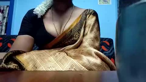 Snapshot of tamilmadhi520 chatting on 18, 4, 2026 tamilmadhi520 online show from 18, 4, 2026
