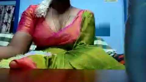 Snapshot of tamilmadhi520 chatting on 21, 7, 2026 tamilmadhi520 online show from 21, 7, 2026