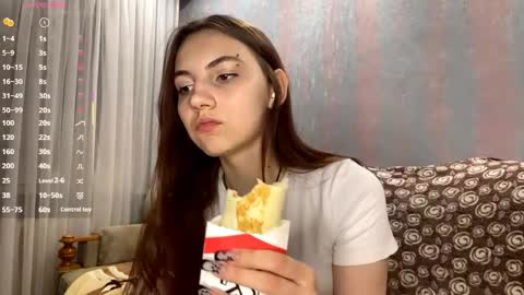 Snapshot of tandradekoning chatting on 3, 4, 2026 Alice online show from 3, 4, 2026