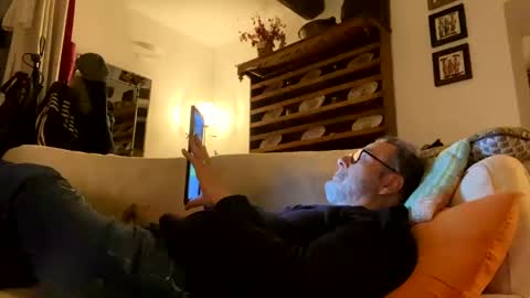 Snapshot of tangocharly16 chatting on 4, 2, 2025 Dominique online show from 4, 2, 2025