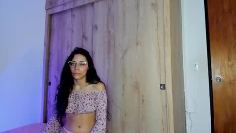 tania06 online show from 26, 9, 2025