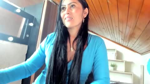 Snapshot of tania_mature chatting on 14, 1, 2025 tania online show from 14, 1, 2025