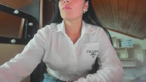 Snapshot of tania_mature chatting on 31, 1, 2025 tania online show from 31, 1, 2025