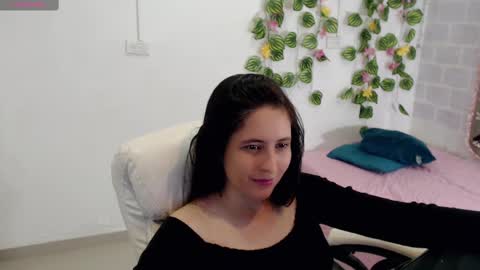 Tania  online show from 6, 11, 2025
