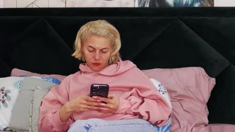 Snapshot of taniyagrey chatting on 10, 3, 2026 tanyaGrey online show from 10, 3, 2026