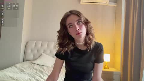 Mia online show from 19, 4, 2026