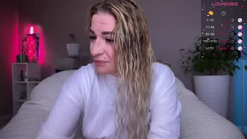 Snapshot of tanya_acid chatting on 16, 10, 2025 Tanya acid       online show from 16, 10, 2025